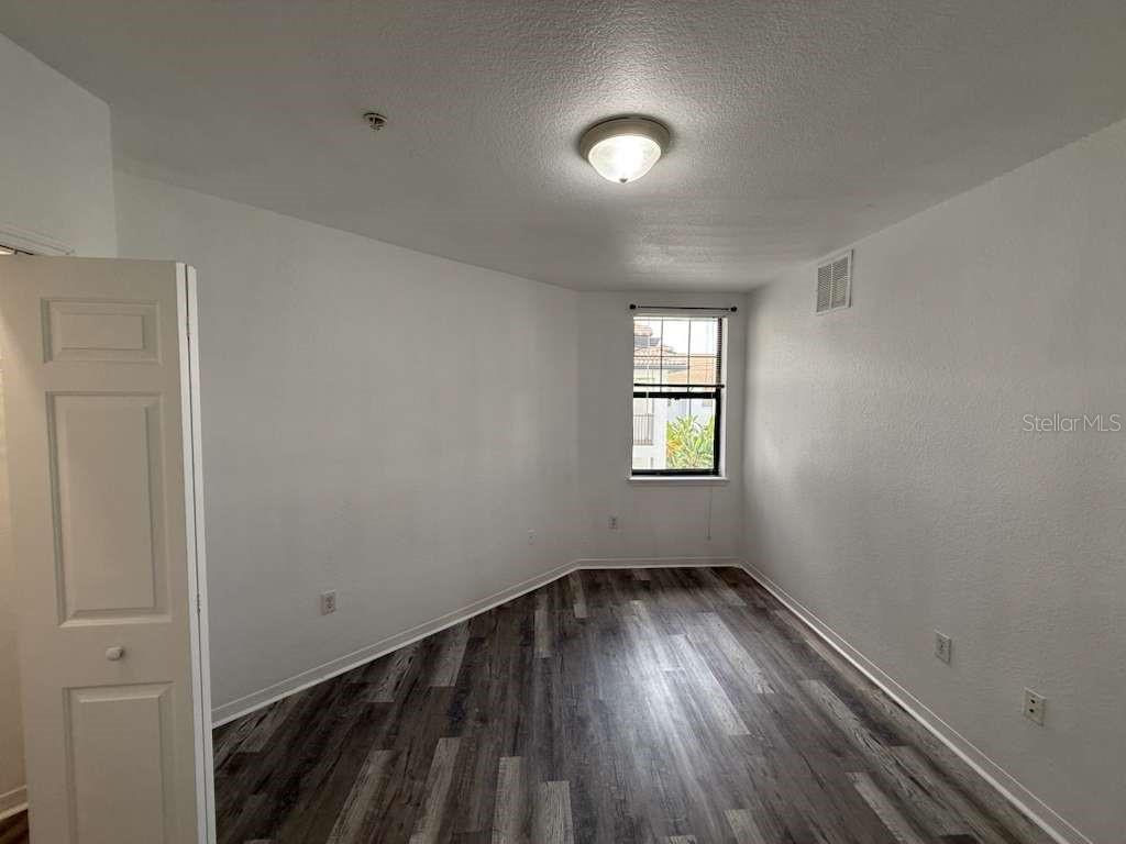 Image 12 of 26 For 5550 Michigan Street 1312