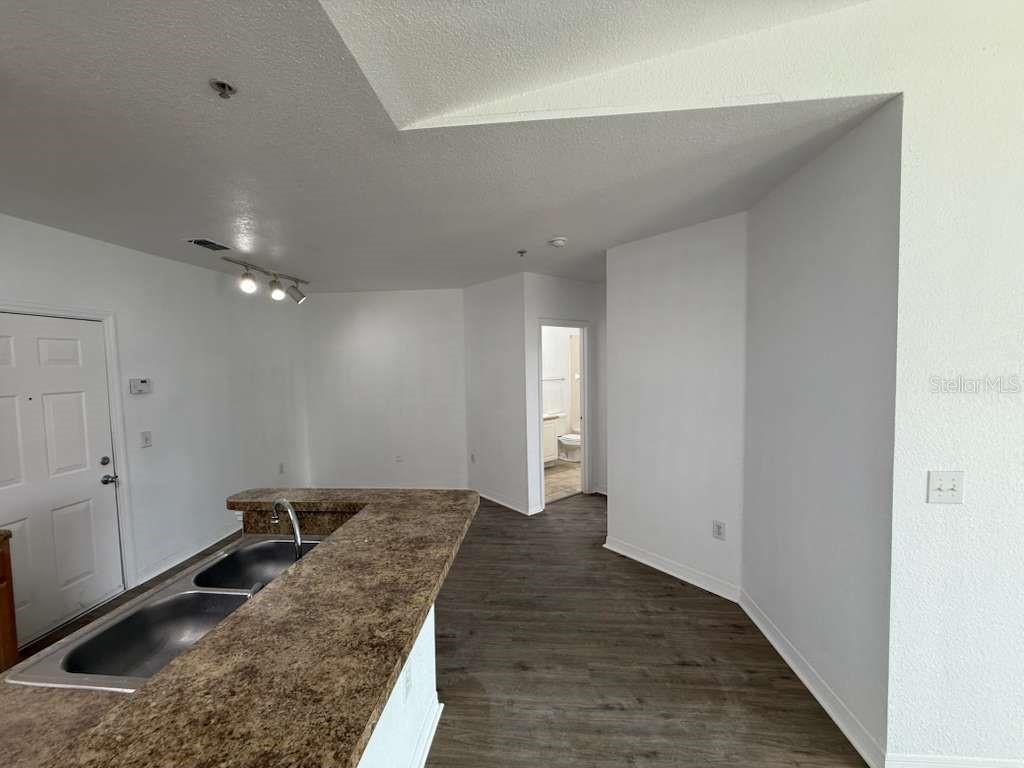 Image 7 of 26 For 5550 Michigan Street 1312