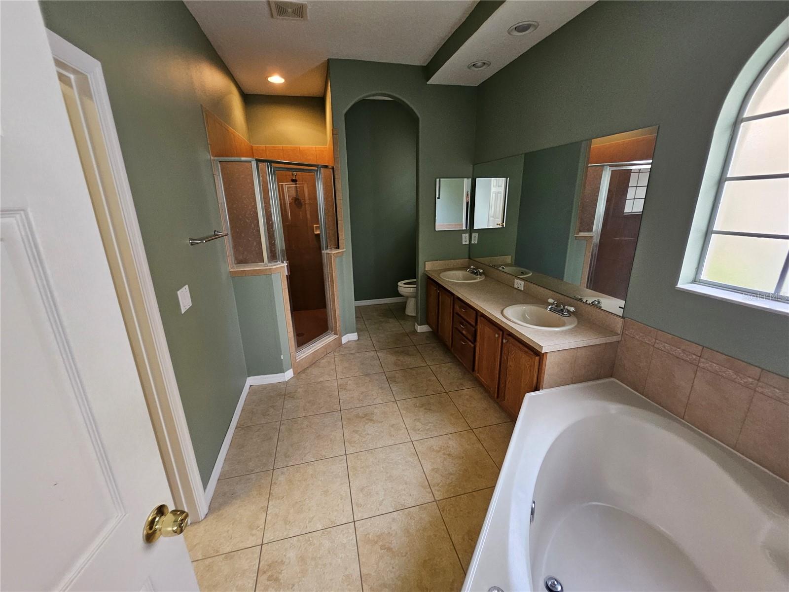 Image 15 of 20 For 1625 Caribou Hunt Trail