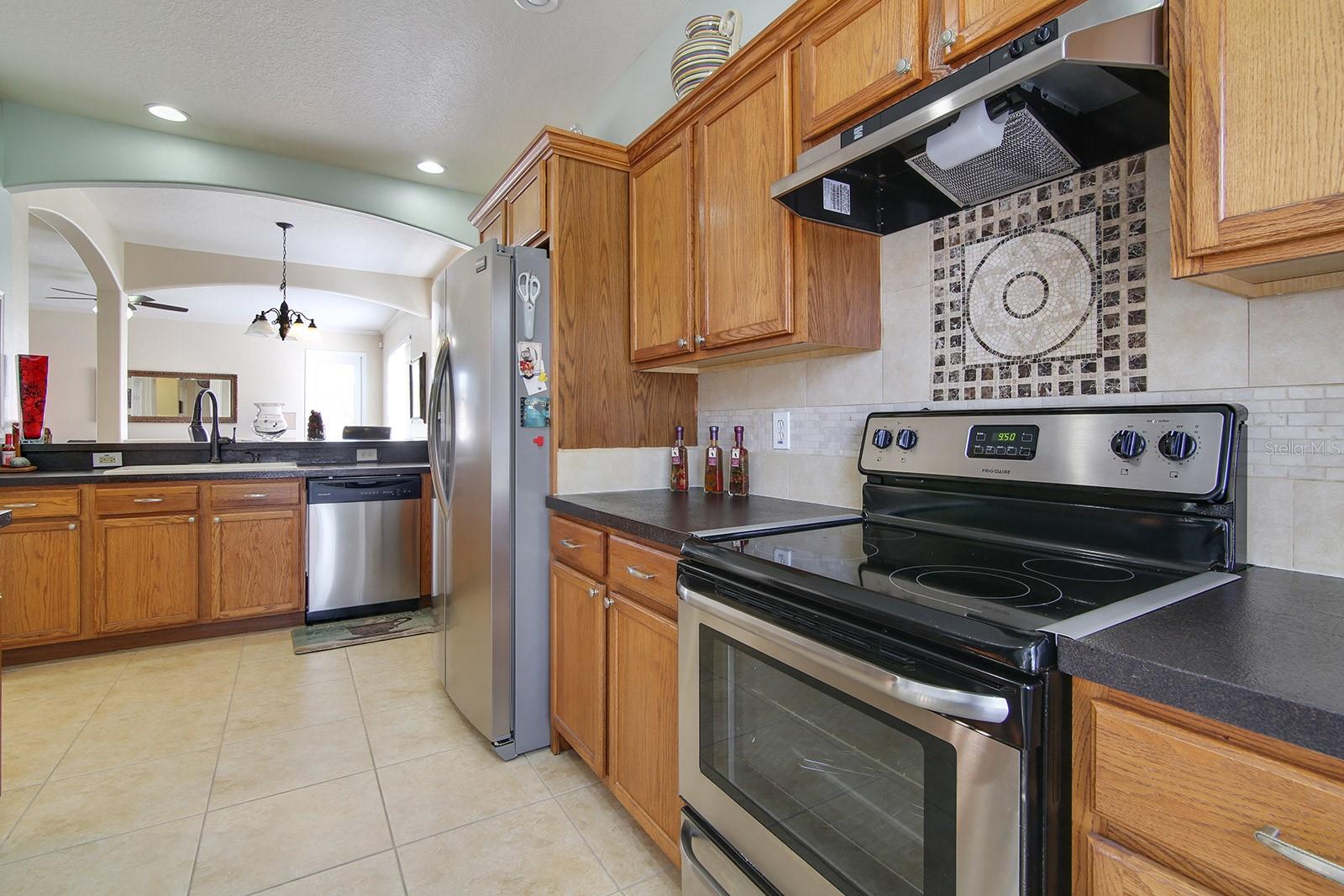 Image 7 of 20 For 1625 Caribou Hunt Trail