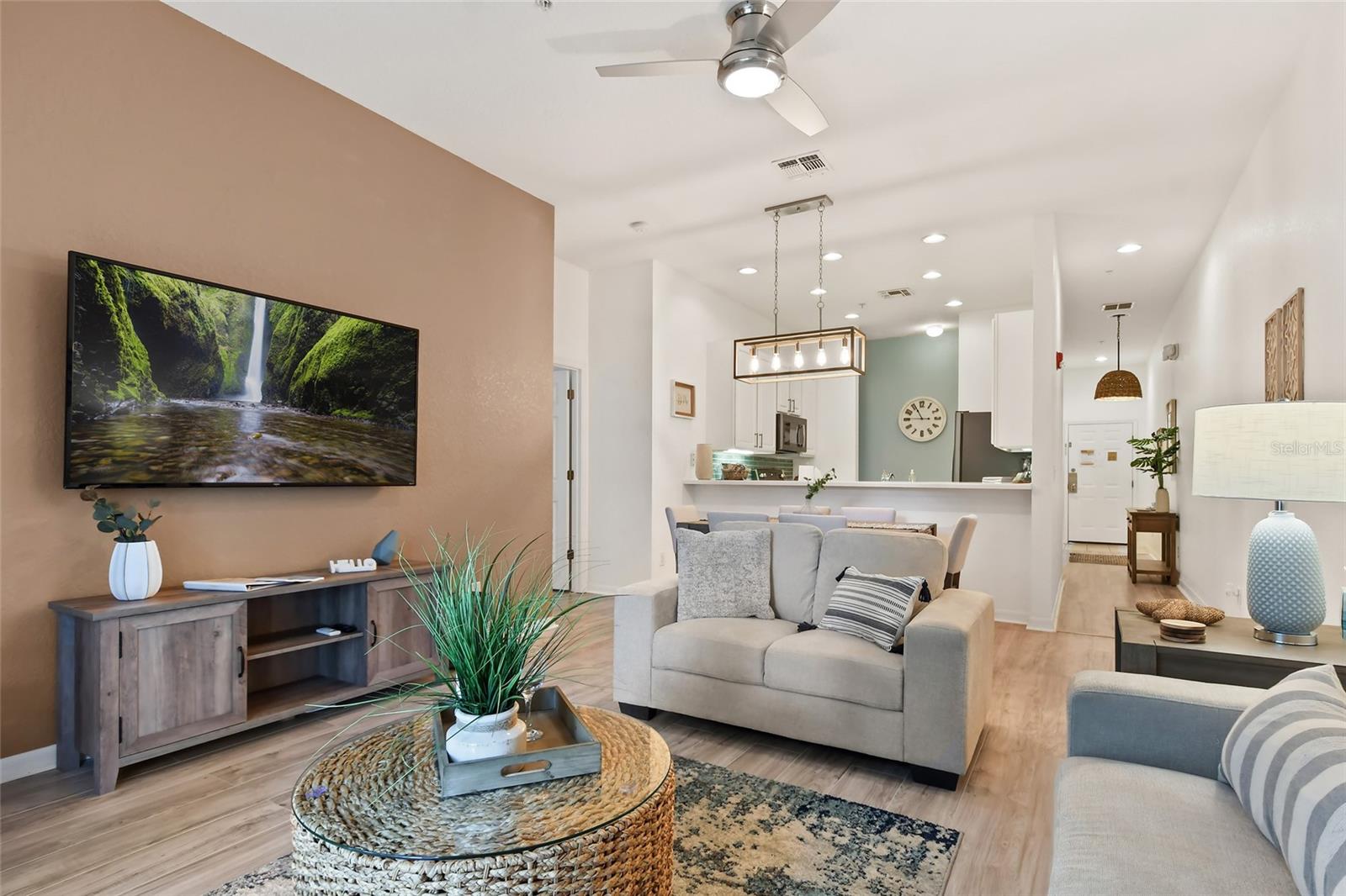 Image 18 of 31 For 505 Lucaya Loop 505