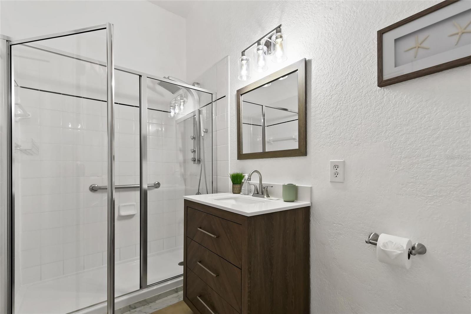 Image 23 of 31 For 505 Lucaya Loop 505