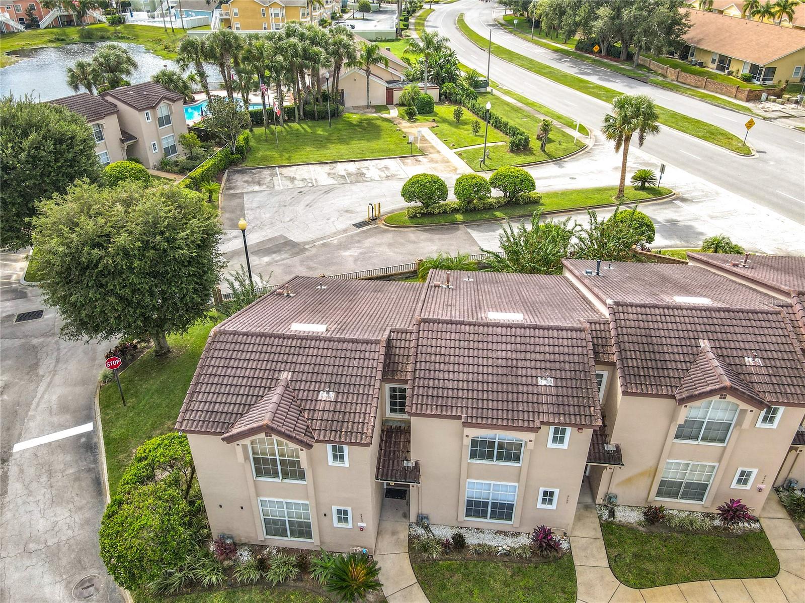 Image 38 of 40 For 3150 Tamarind Circle