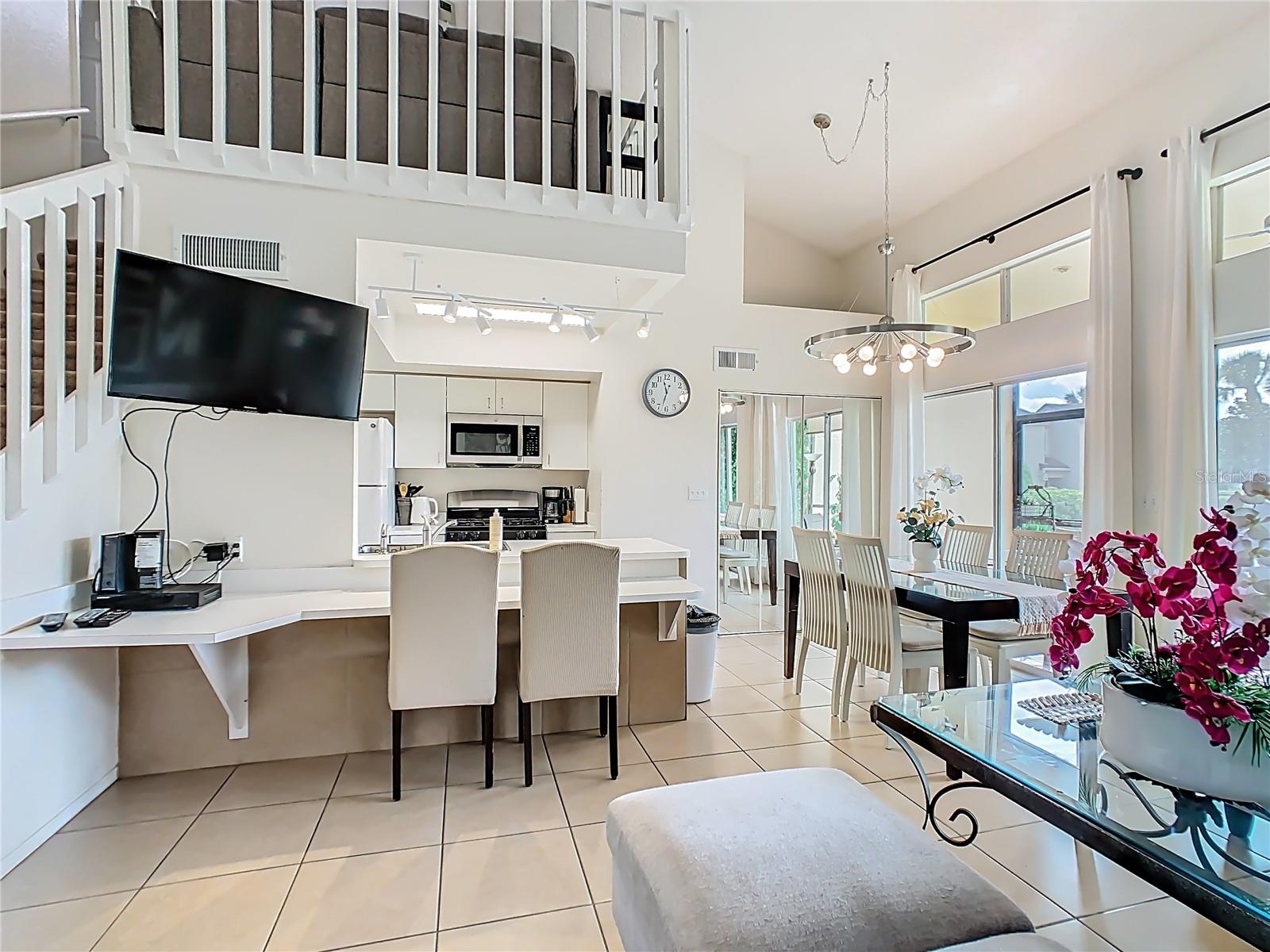 Image 9 of 40 For 3150 Tamarind Circle