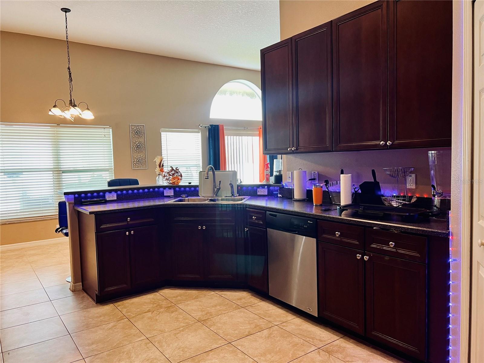 Image 19 of 37 For 4637 Huron Bay Circle