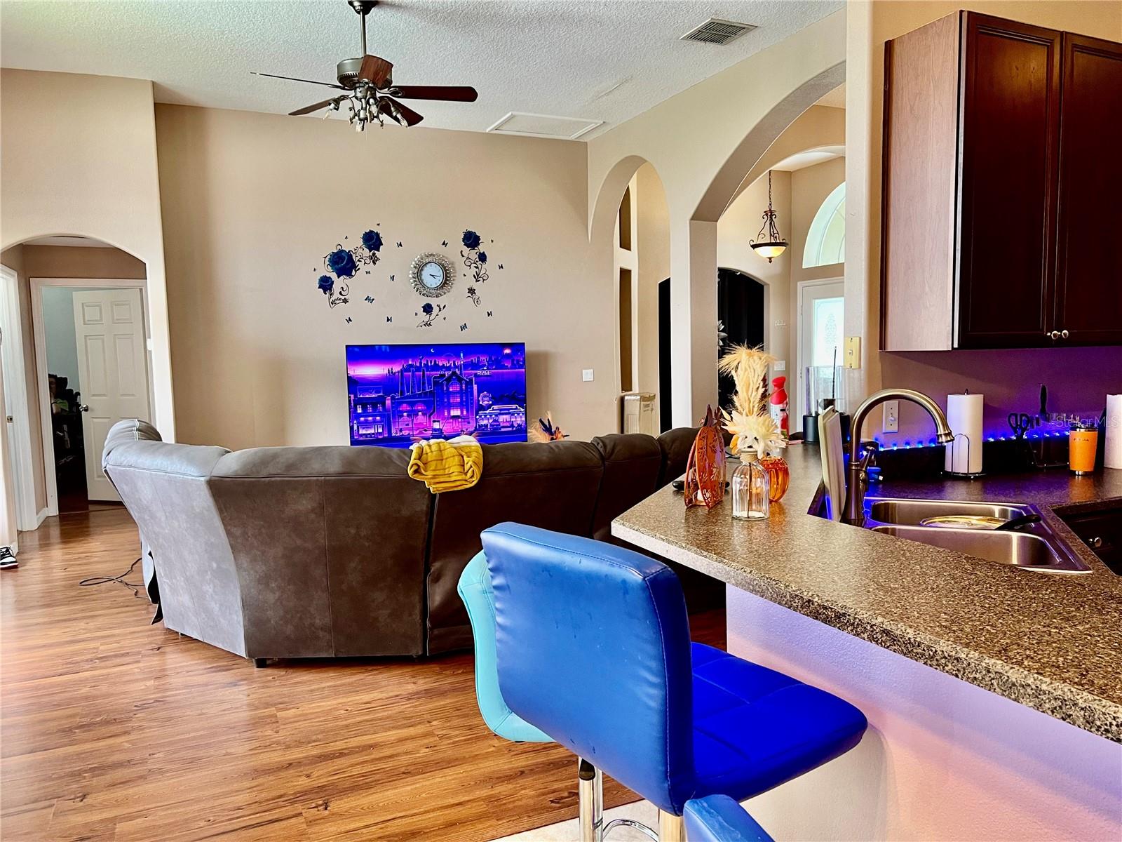 Image 7 of 37 For 4637 Huron Bay Circle