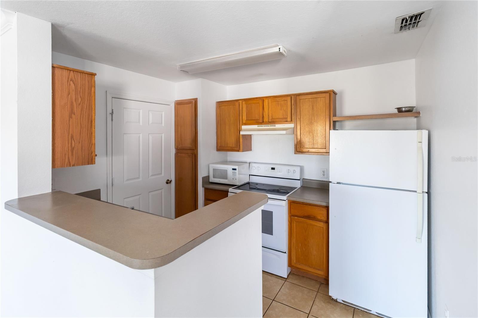 Image 10 of 23 For 3714 Palm Desert Lane 5336