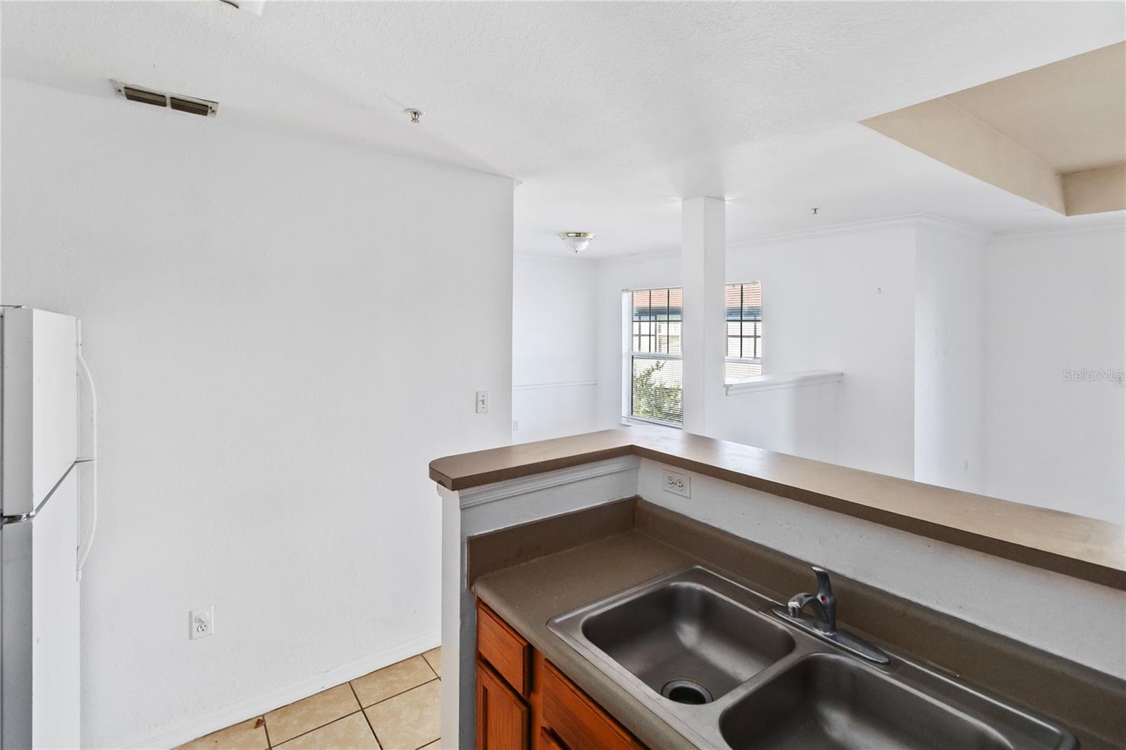 Image 11 of 23 For 3714 Palm Desert Lane 5336