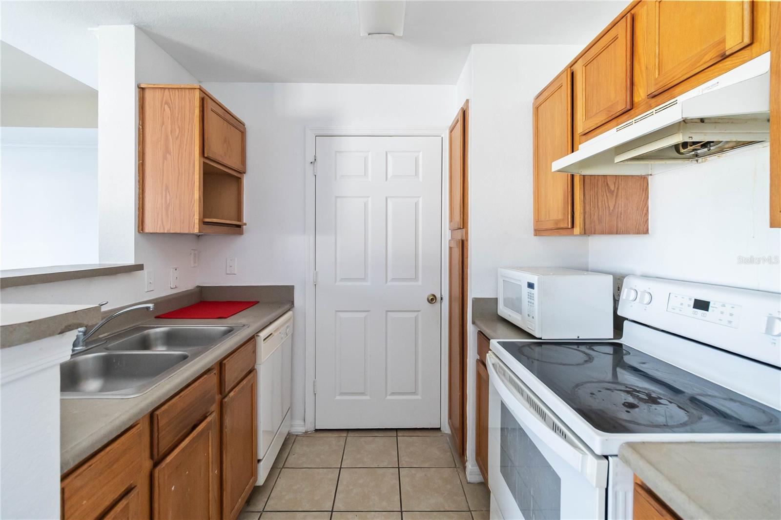 Image 12 of 23 For 3714 Palm Desert Lane 5336