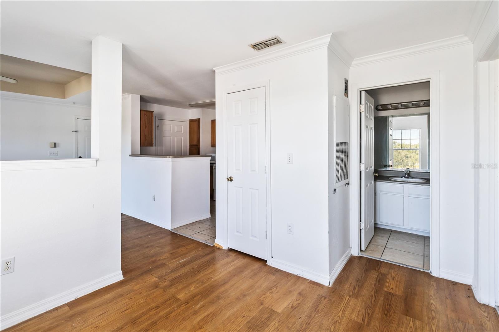 Image 15 of 23 For 3714 Palm Desert Lane 5336