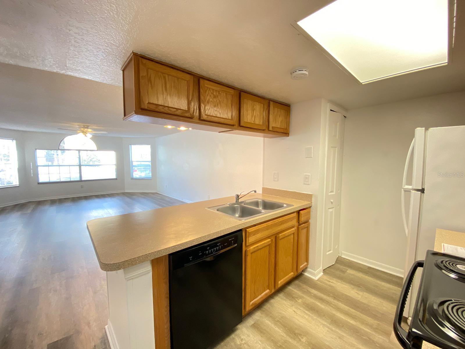 Image 12 of 32 For 2751 Poinciana Boulevard 27