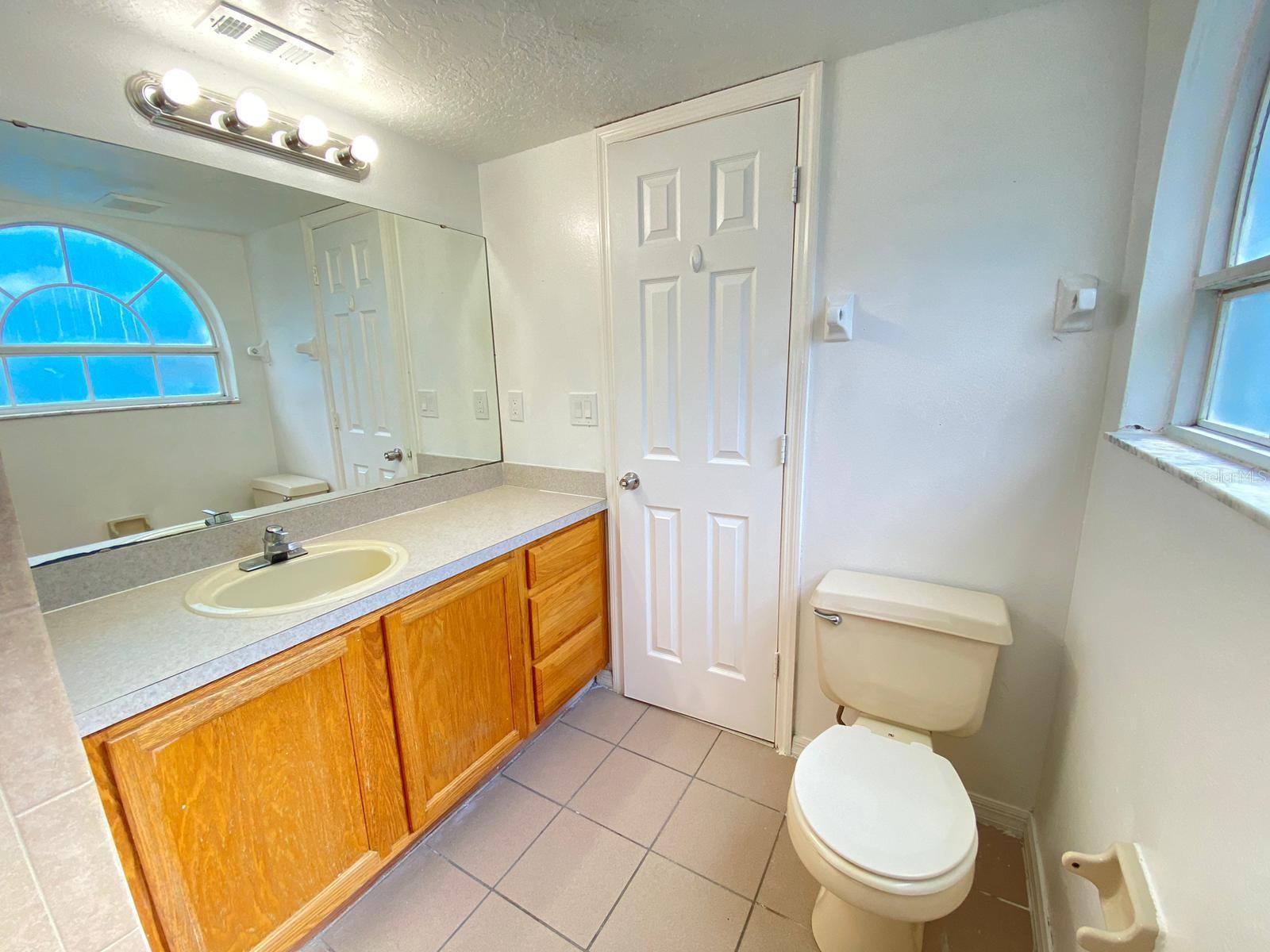 Image 17 of 32 For 2751 Poinciana Boulevard 27