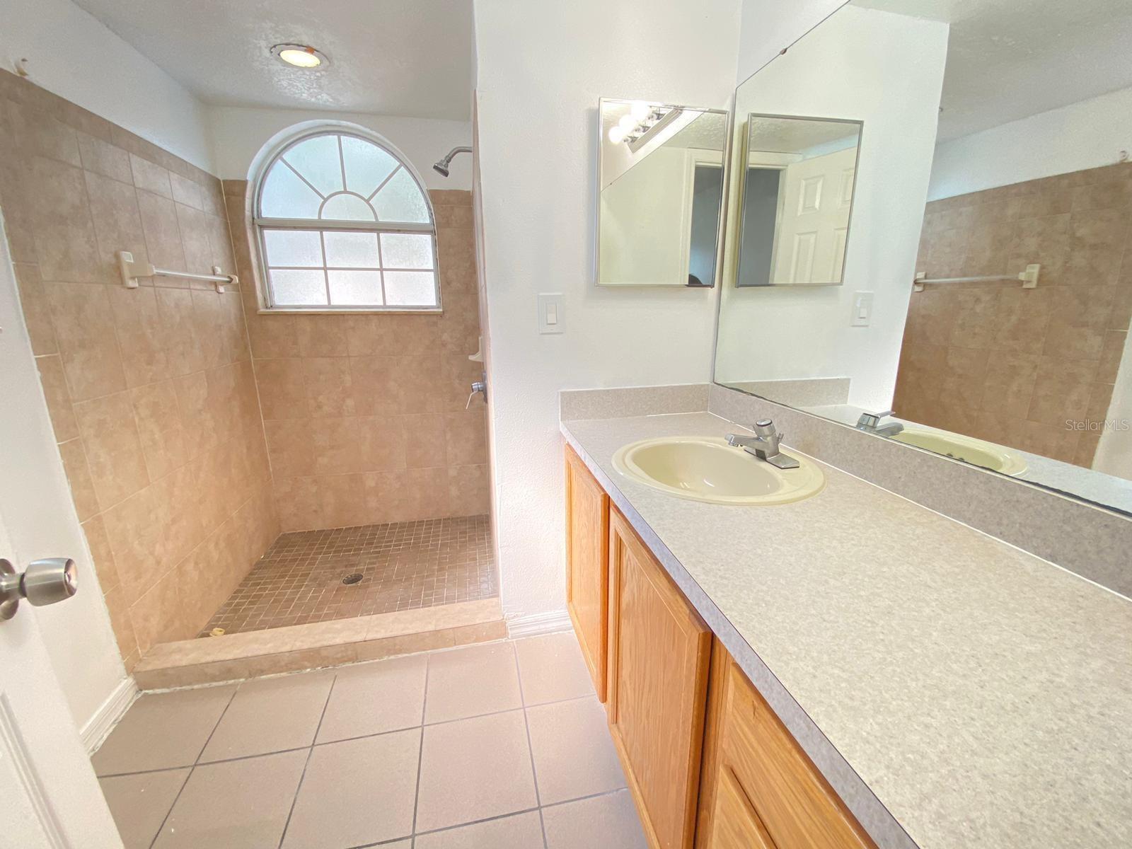 Image 25 of 32 For 2751 Poinciana Boulevard 27