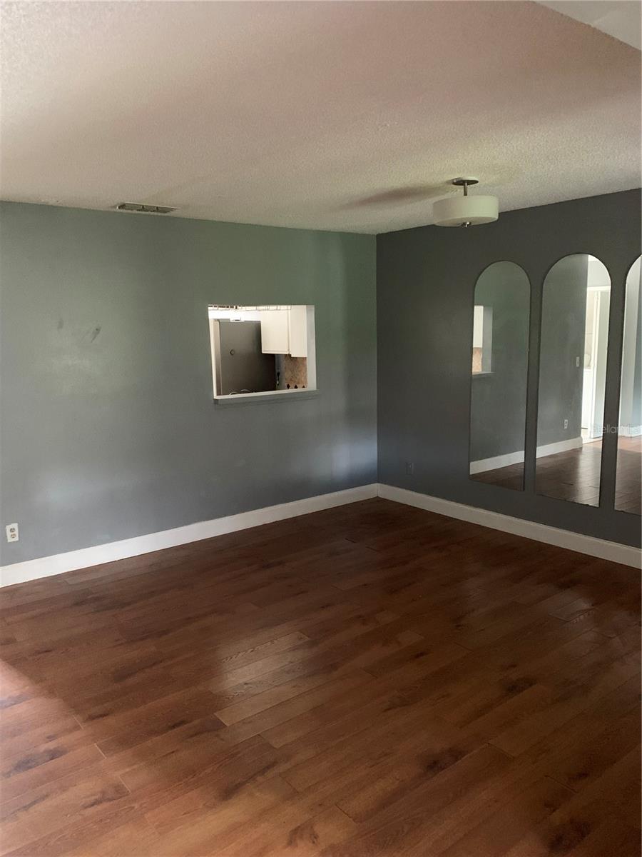Image 6 of 18 For 11757 Windbourne Circle