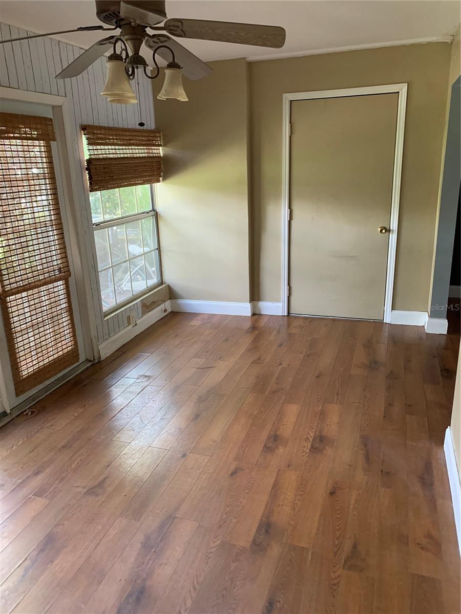 Image 8 of 18 For 11757 Windbourne Circle