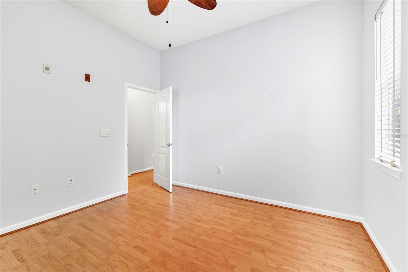 Image 16 of 31 For 12204 Wild Iris Way 110