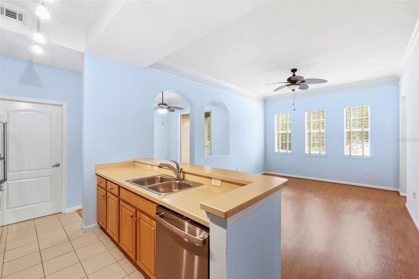 Image 19 of 31 For 12204 Wild Iris Way 110