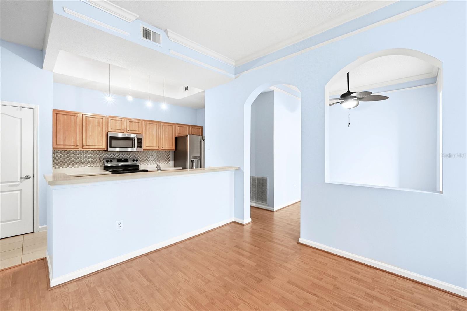 Image 20 of 31 For 12204 Wild Iris Way 110