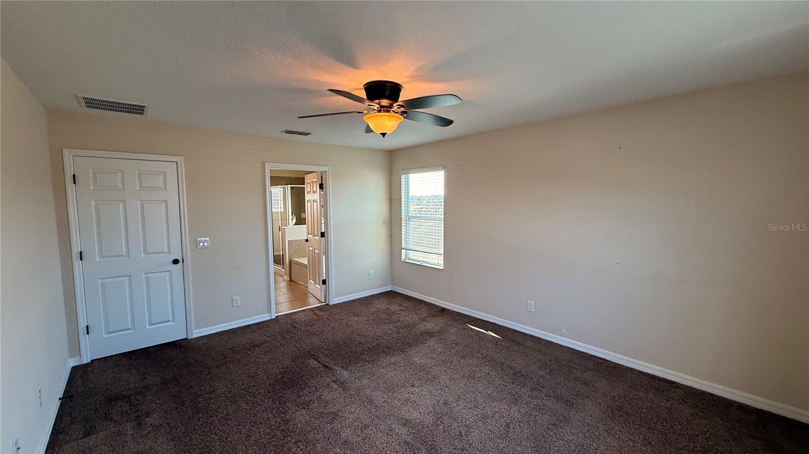 Image 13 of 29 For 4907 Rockvale Drive