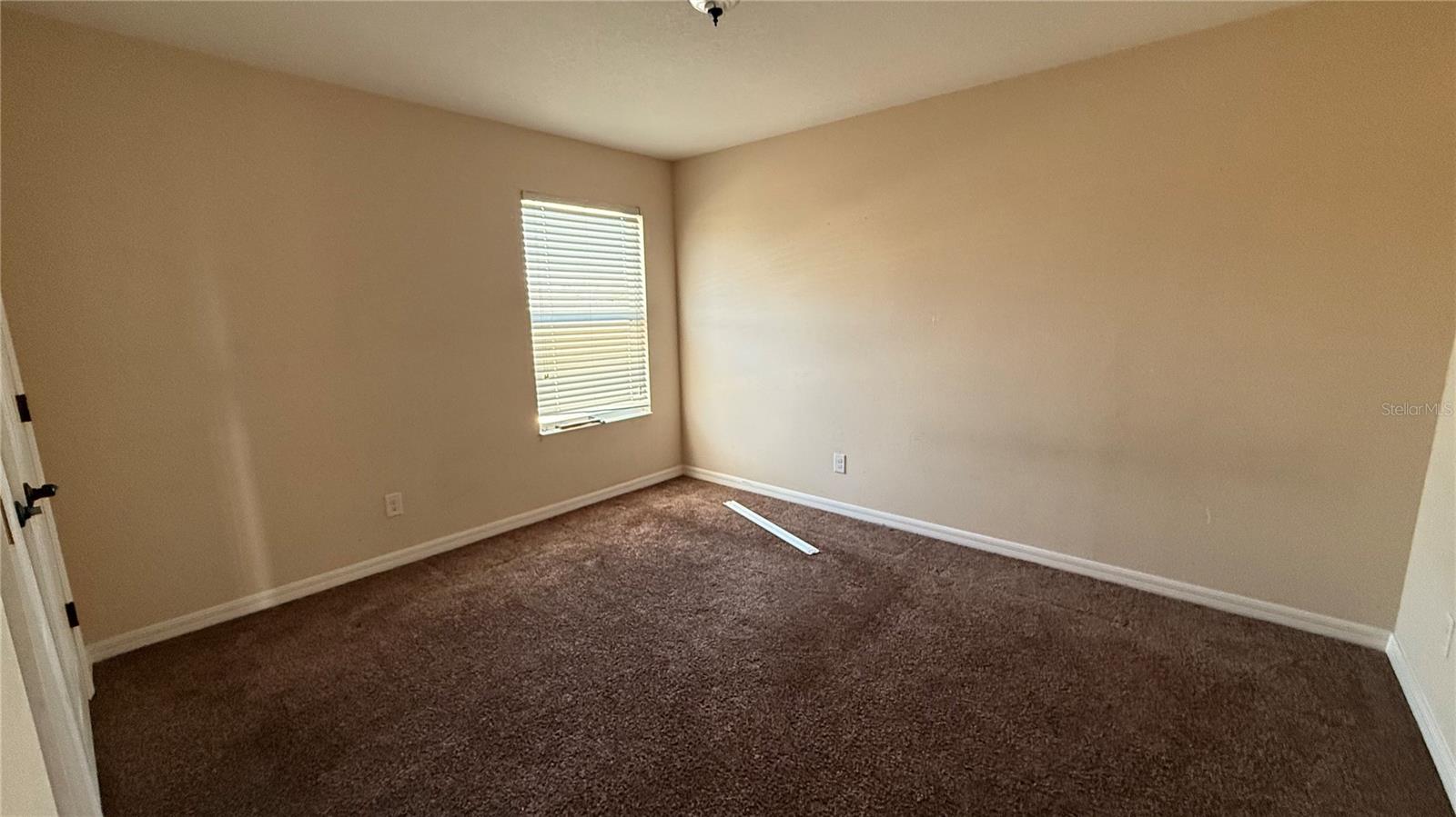 Image 15 of 29 For 4907 Rockvale Drive