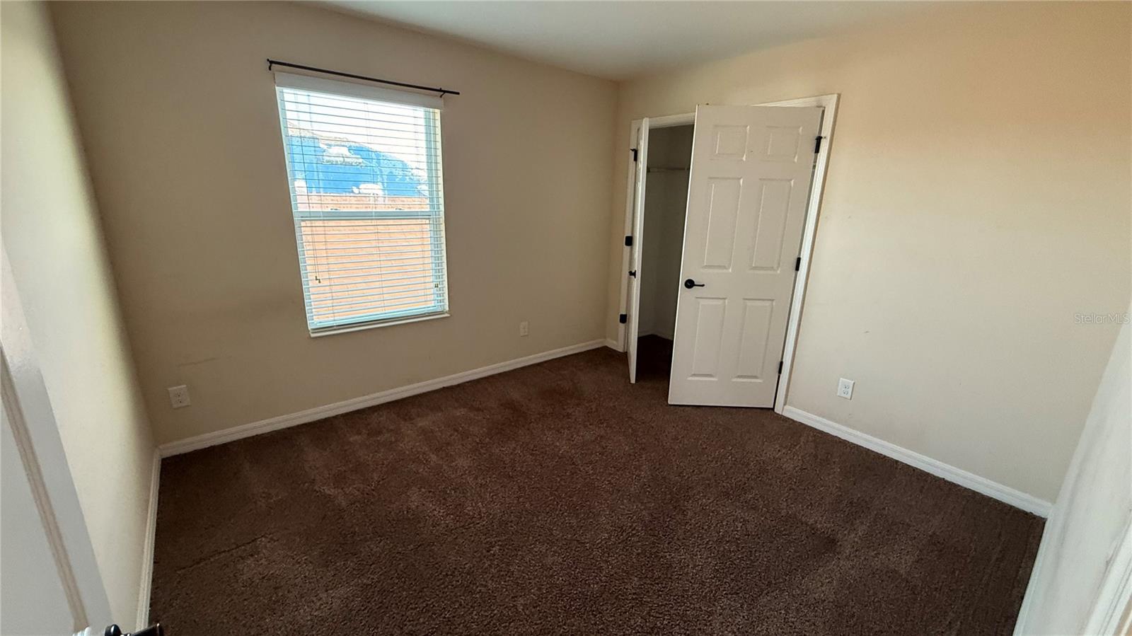 Image 17 of 29 For 4907 Rockvale Drive