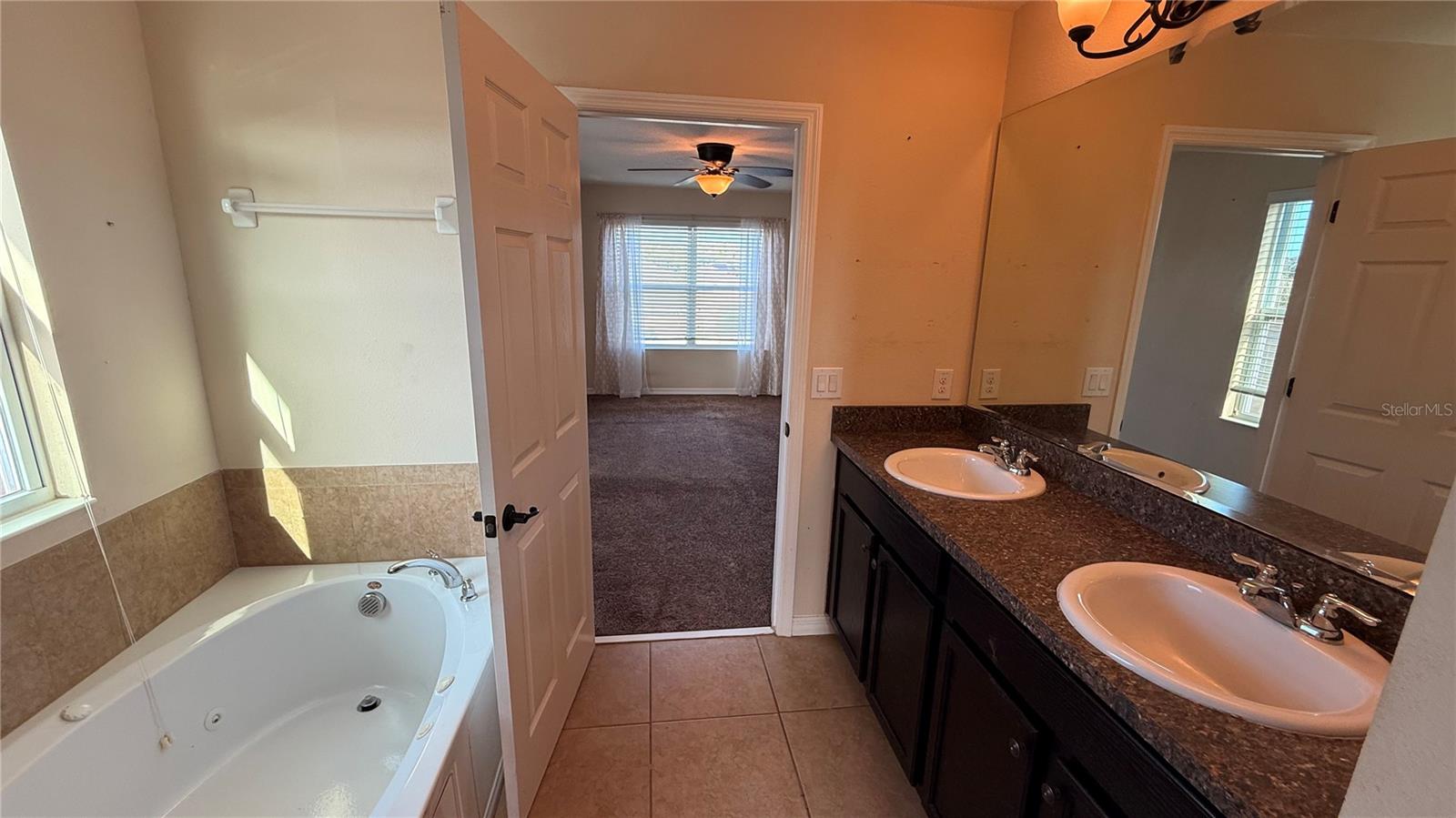 Image 23 of 29 For 4907 Rockvale Drive