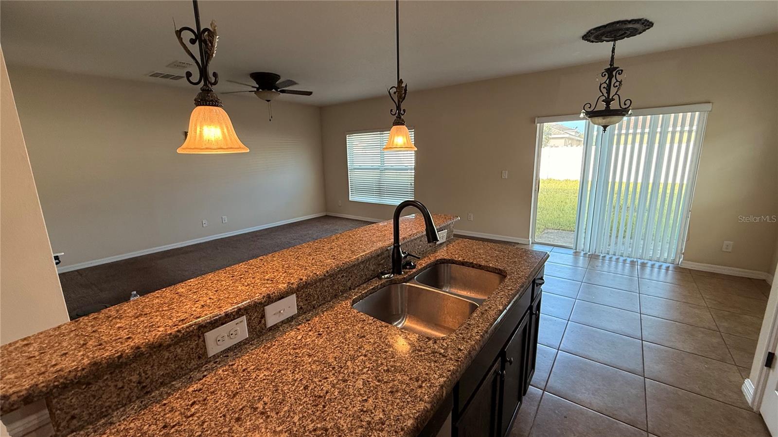 Image 7 of 29 For 4907 Rockvale Drive