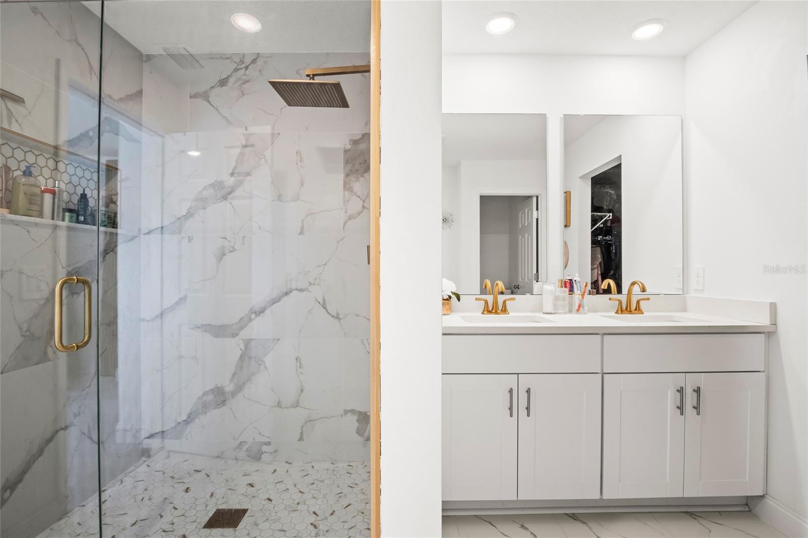 Image 14 of 41 For 2943 Sunstar Drive