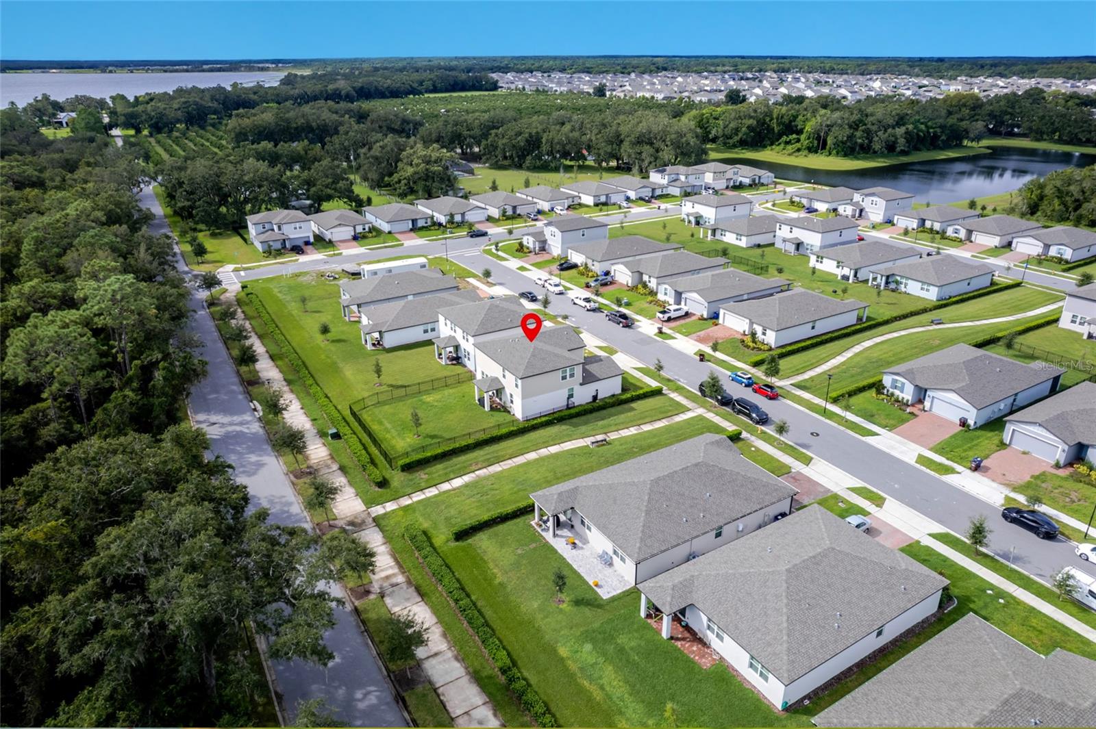 Image 33 of 41 For 2943 Sunstar Drive