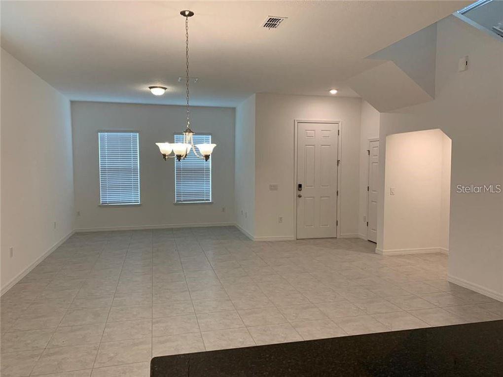 Image 2 of 10 For 10397 Austrina Oak Loop