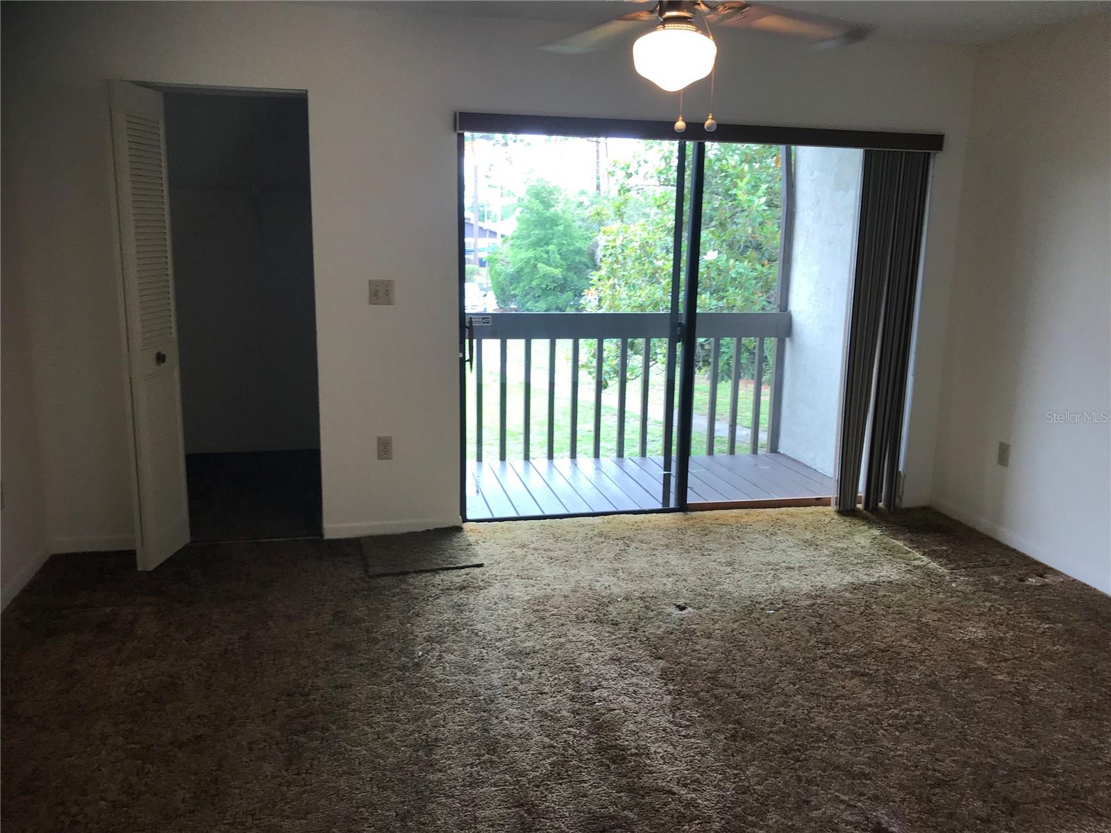 Image 11 of 14 For 2649 Surrey Court