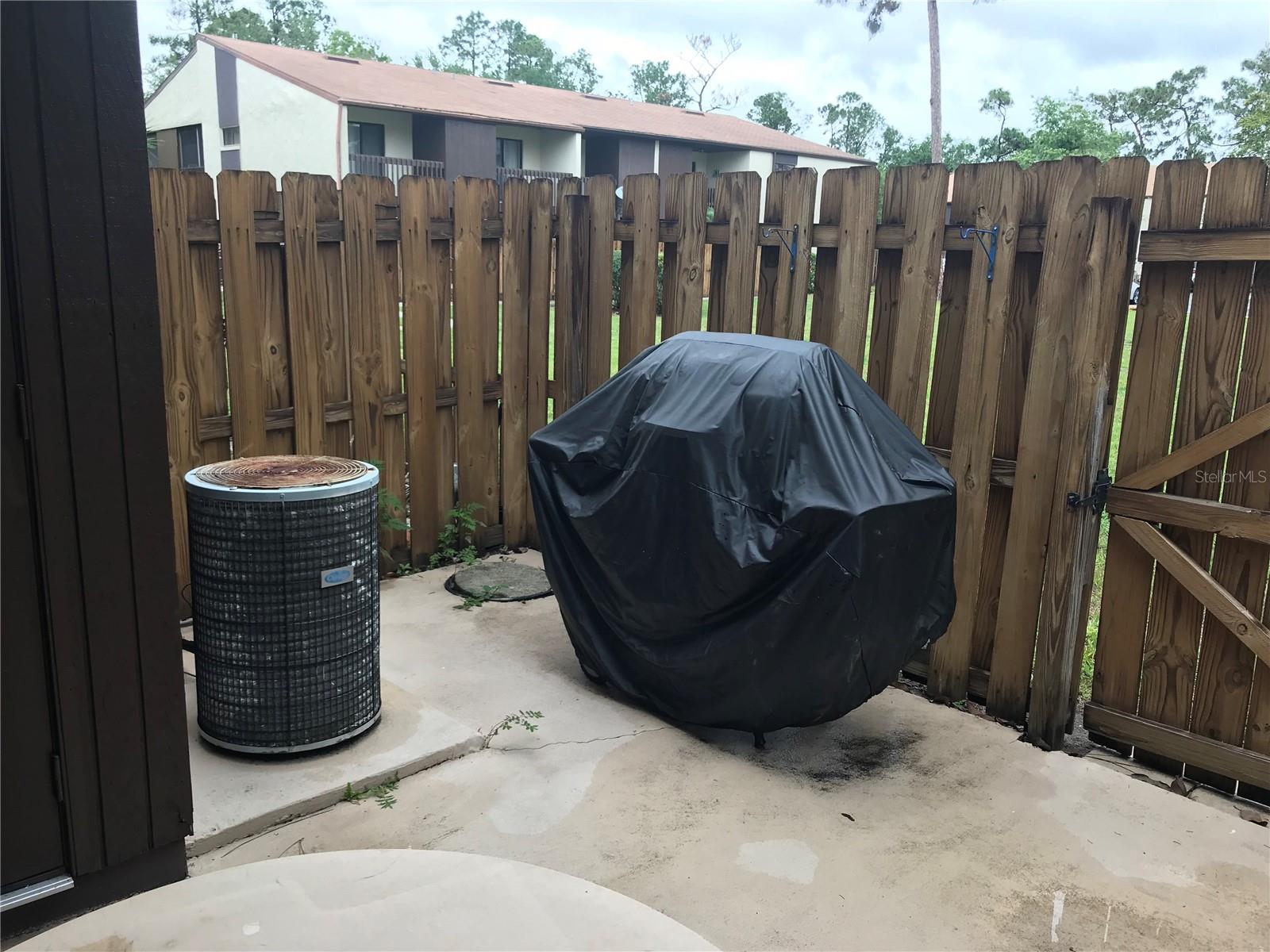 Image 14 of 14 For 2649 Surrey Court