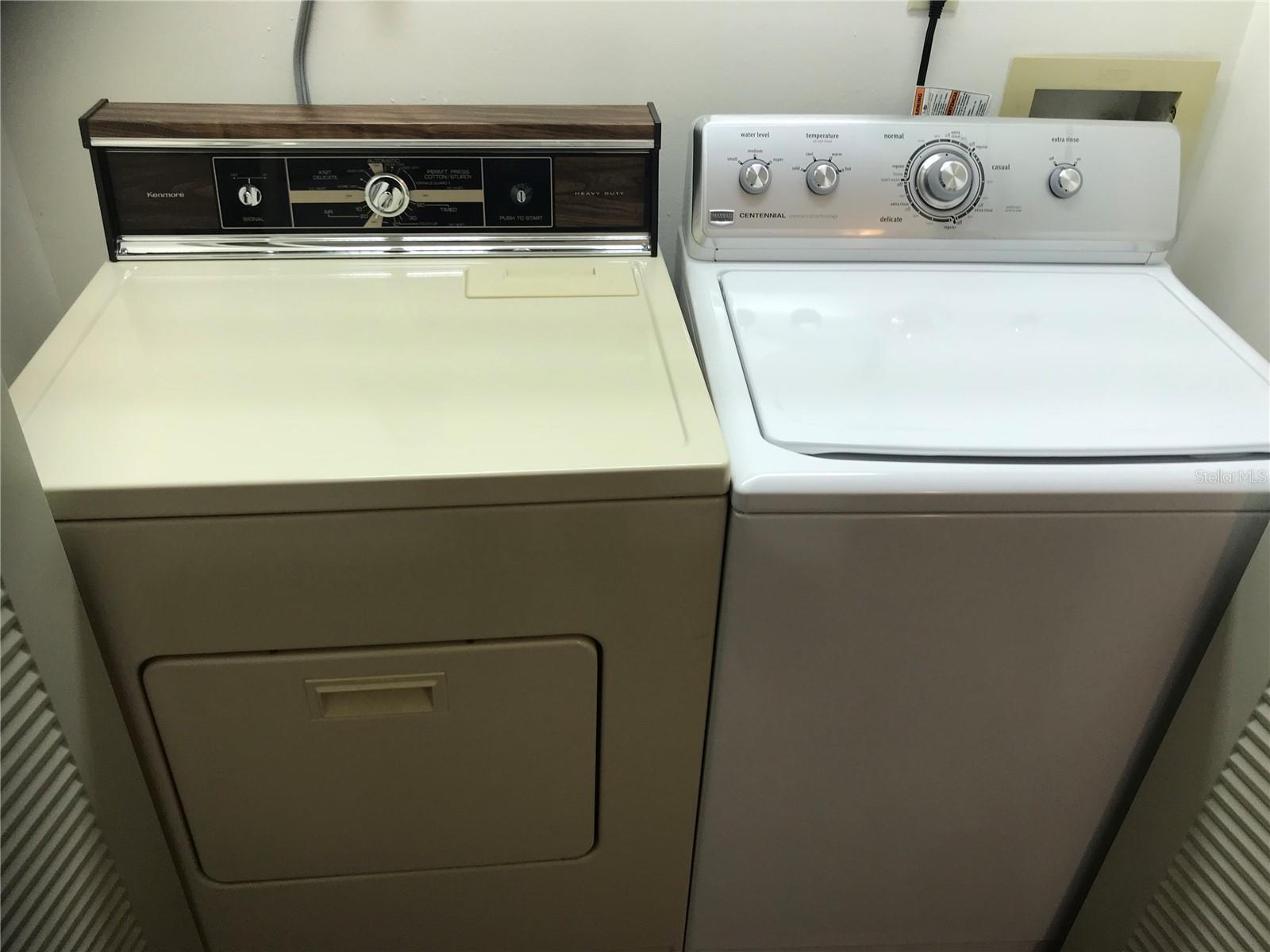 Image 6 of 14 For 2649 Surrey Court