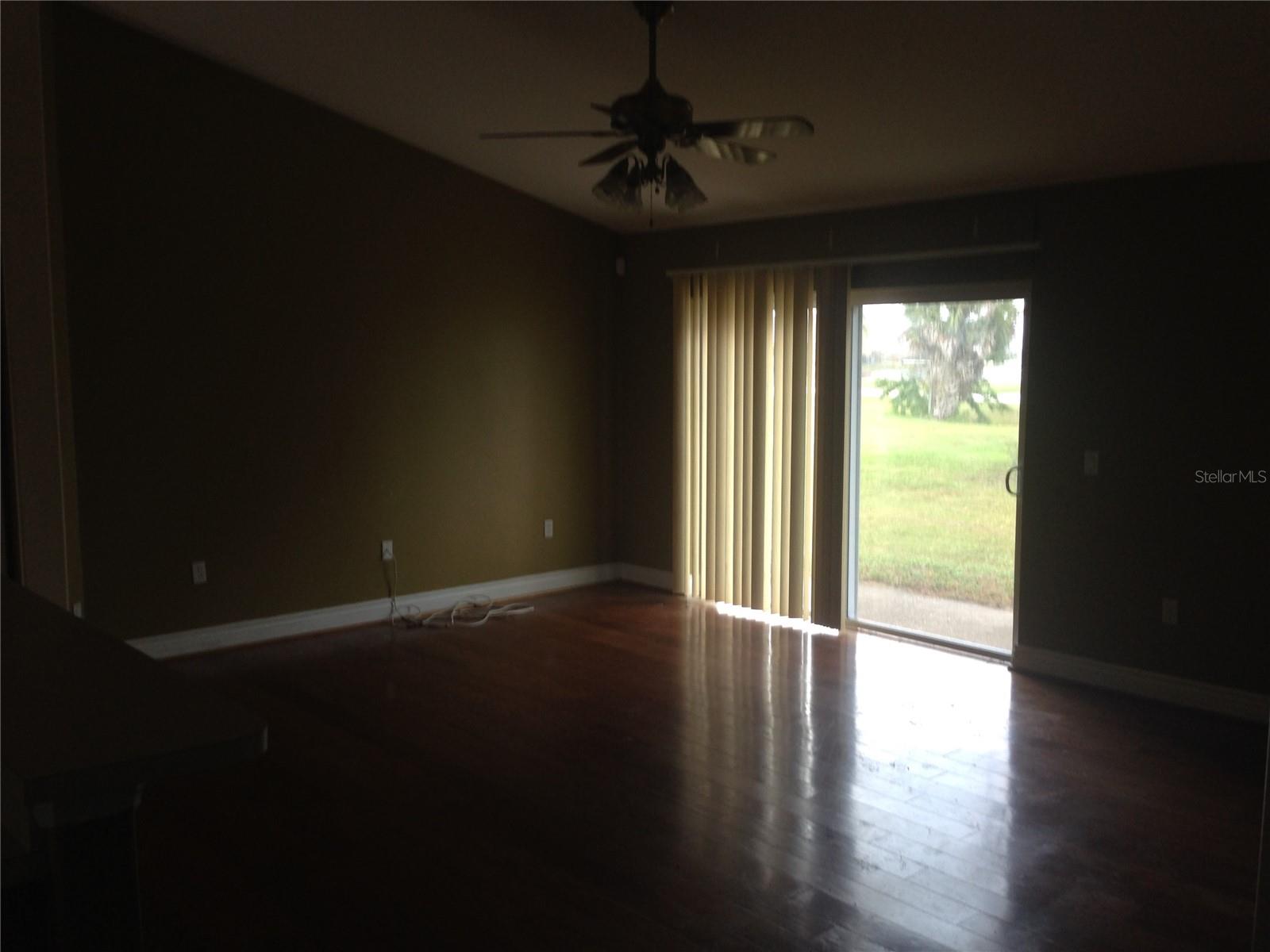 Image 3 of 16 For 1680 Evergreen Court