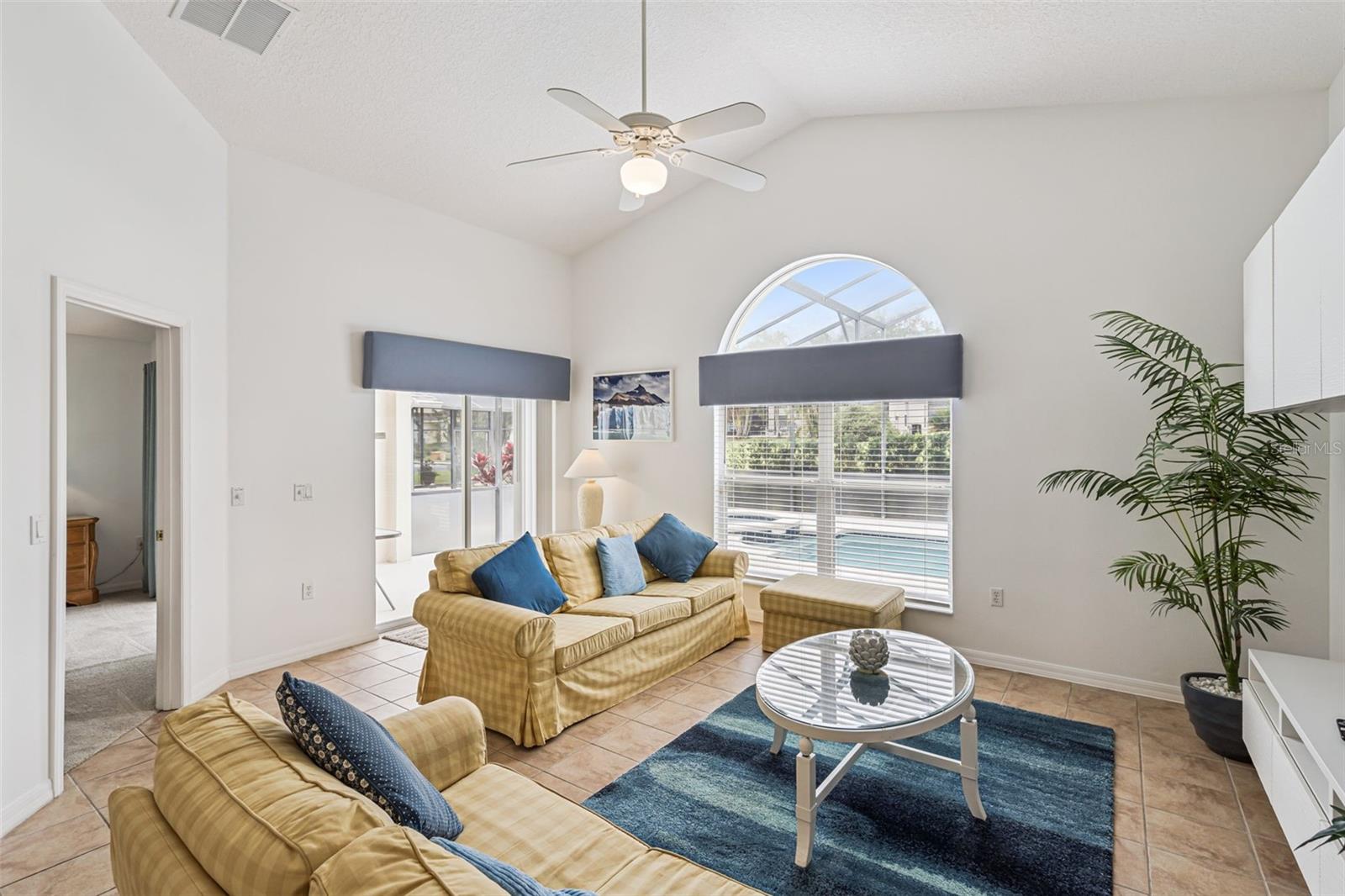 Image 13 of 50 For 148 Moorgate Drive