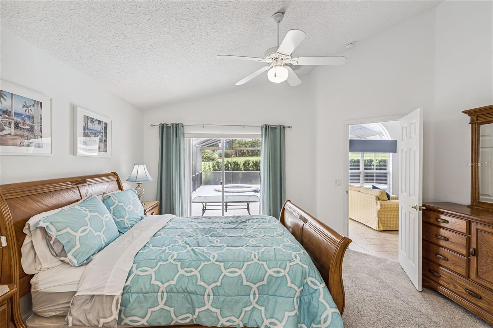 Image 14 of 50 For 148 Moorgate Drive