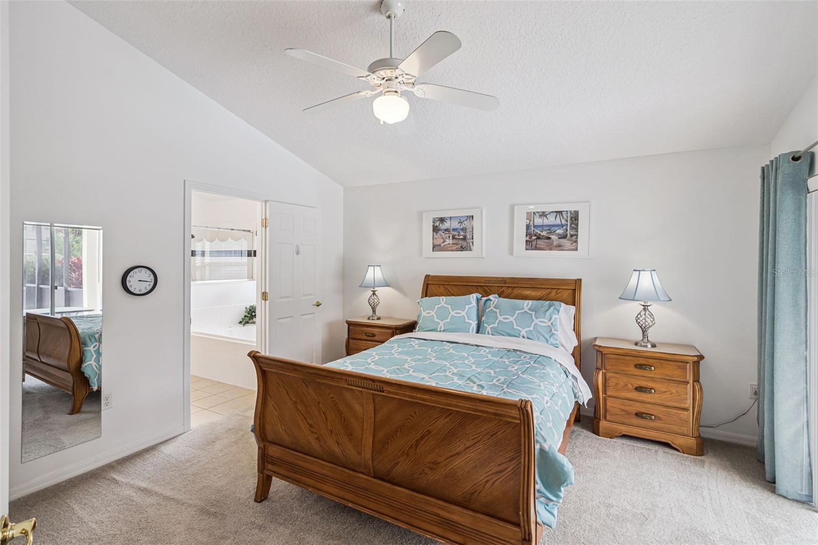 Image 16 of 50 For 148 Moorgate Drive