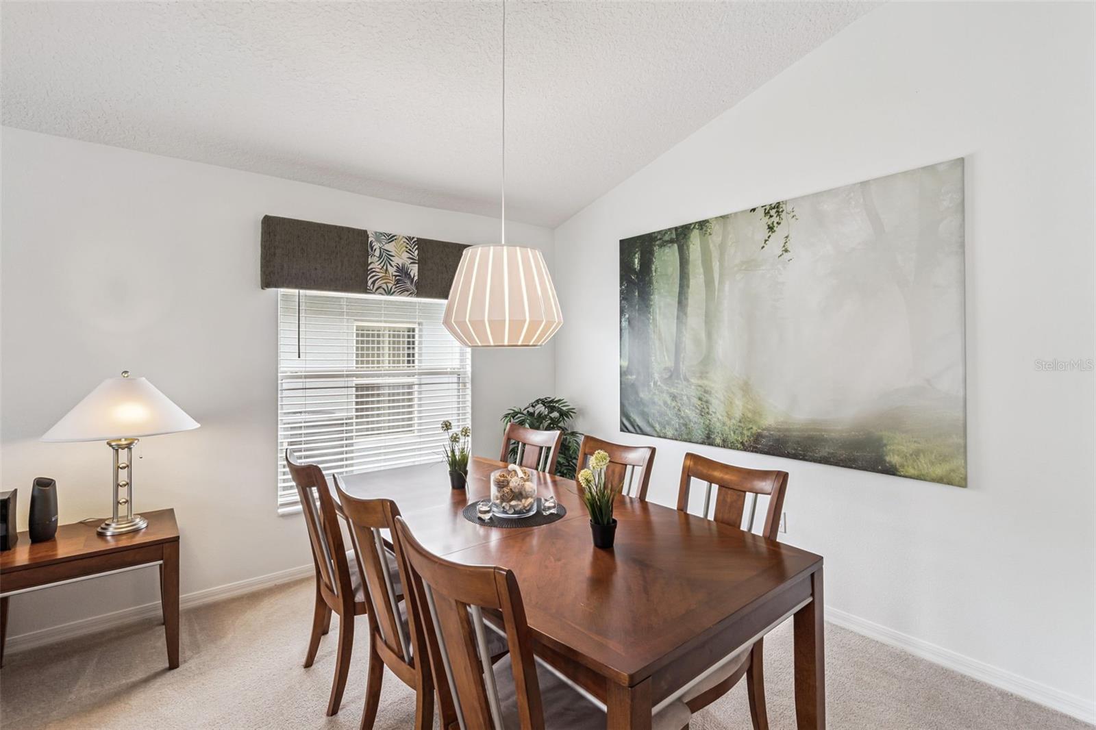 Image 4 of 50 For 148 Moorgate Drive