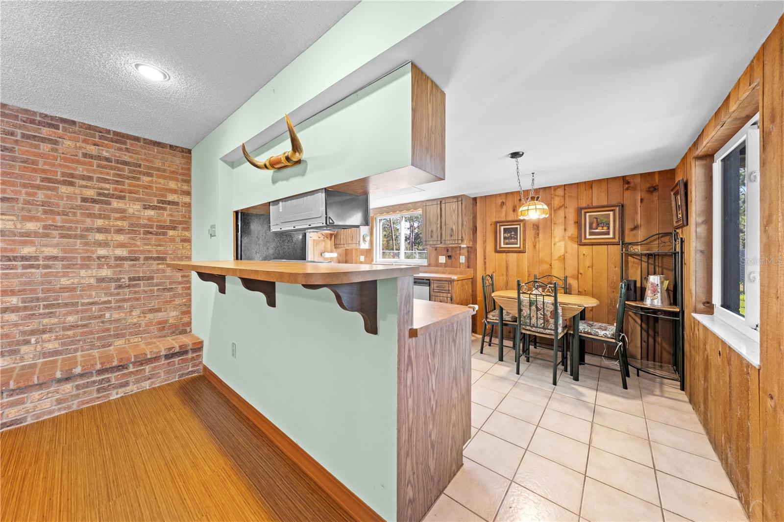 Image 11 of 49 For 4130 Citrus St.