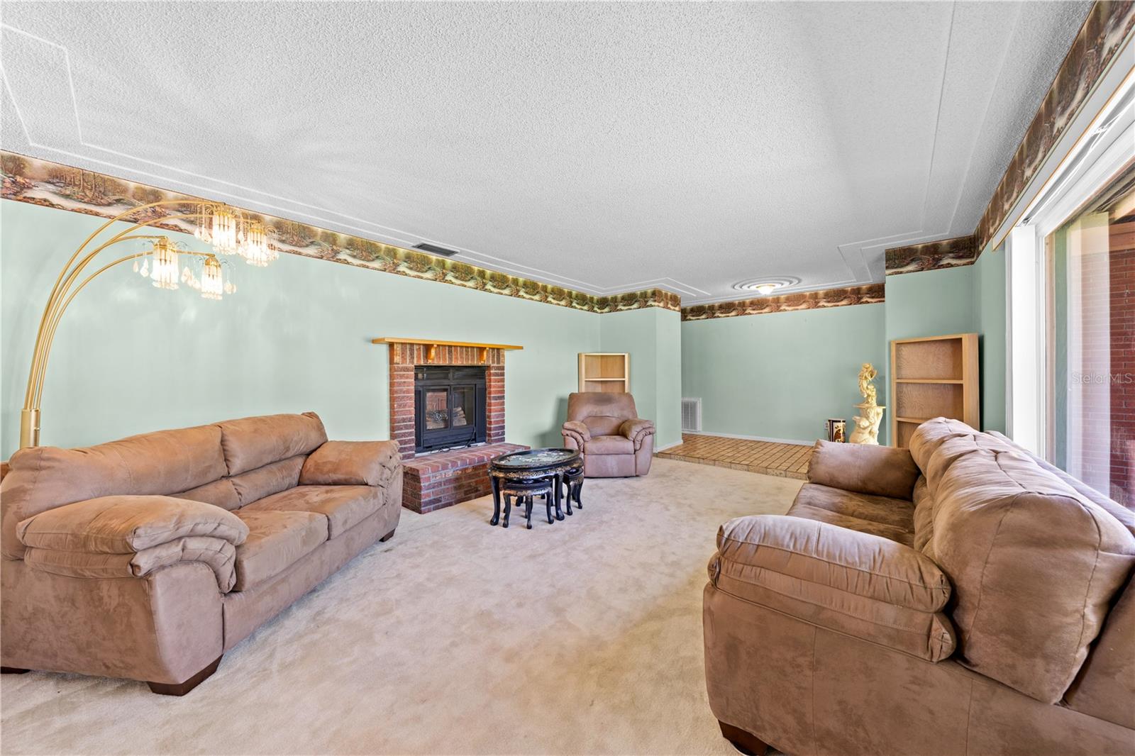 Image 21 of 49 For 4130 Citrus St.