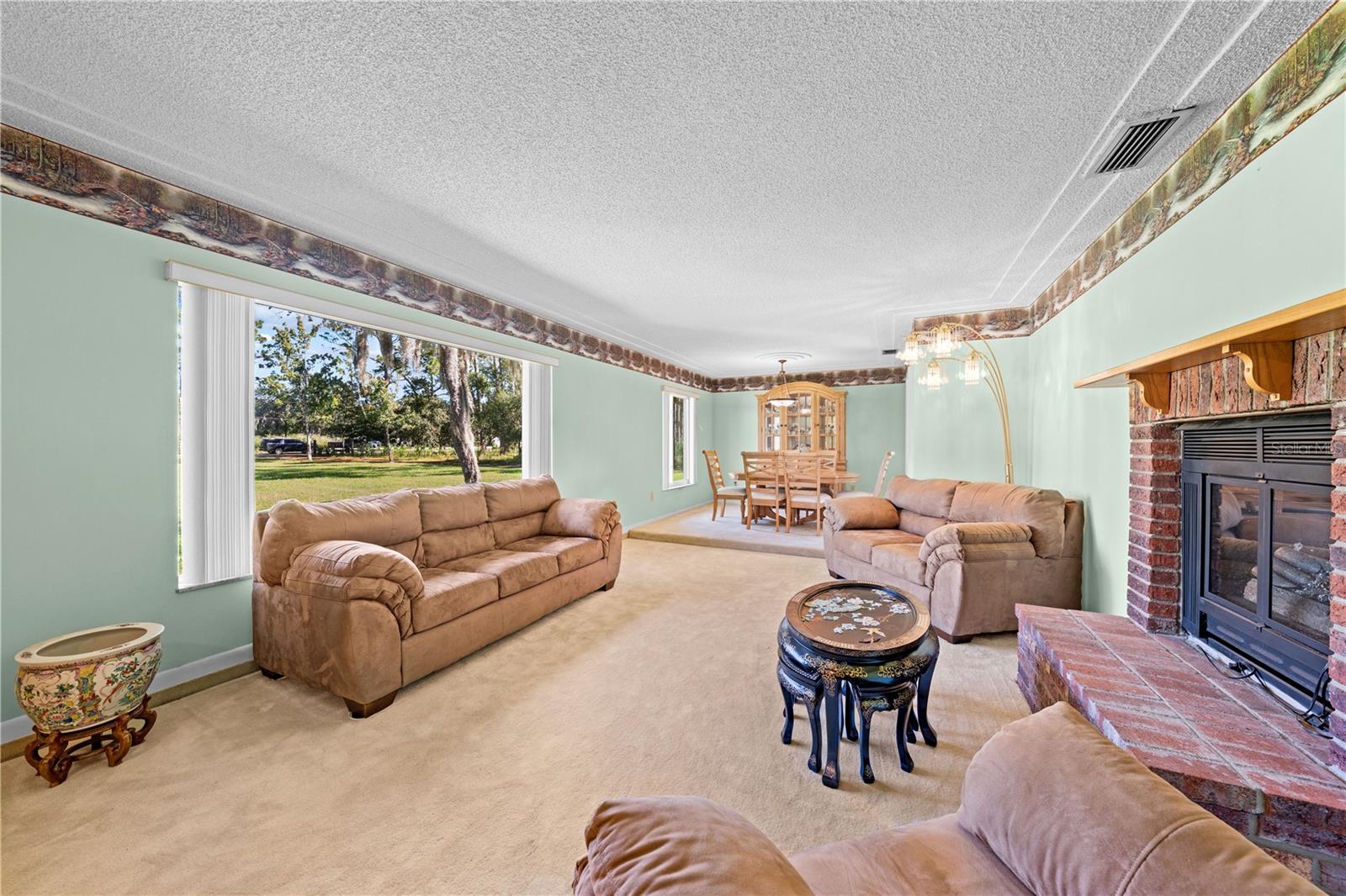 Image 22 of 49 For 4130 Citrus St.