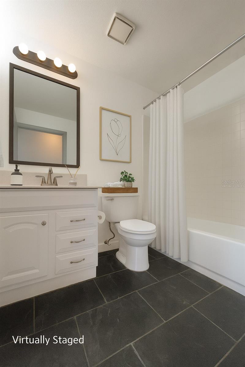 Image 22 of 26 For 2007 Dixie Belle Drive 2007a