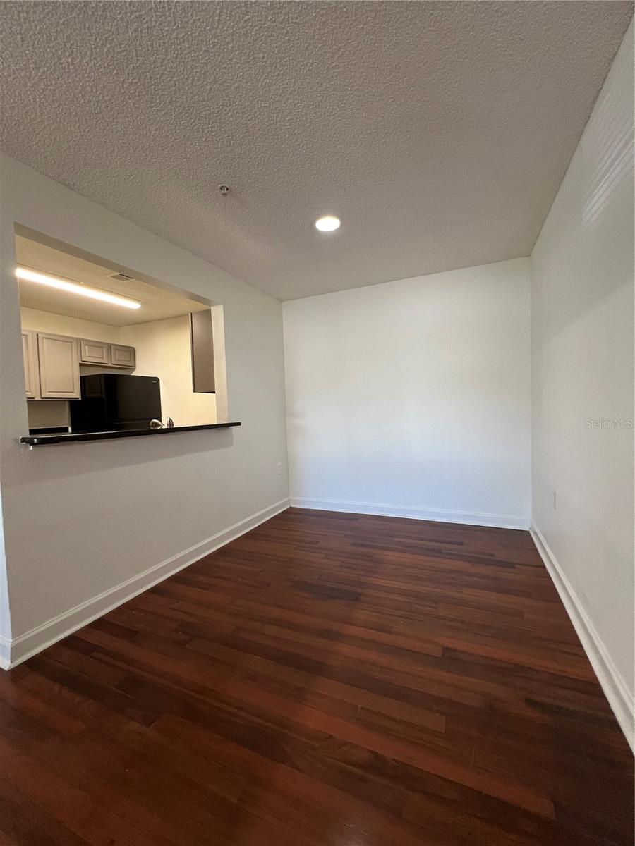 Image 5 of 26 For 2007 Dixie Belle Drive 2007a