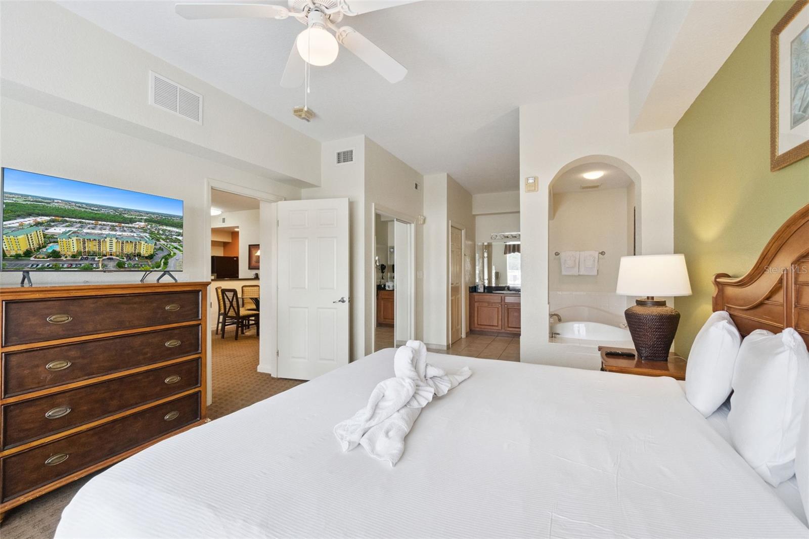 Image 8 of 59 For 8112 Poinciana Boulevard 1303