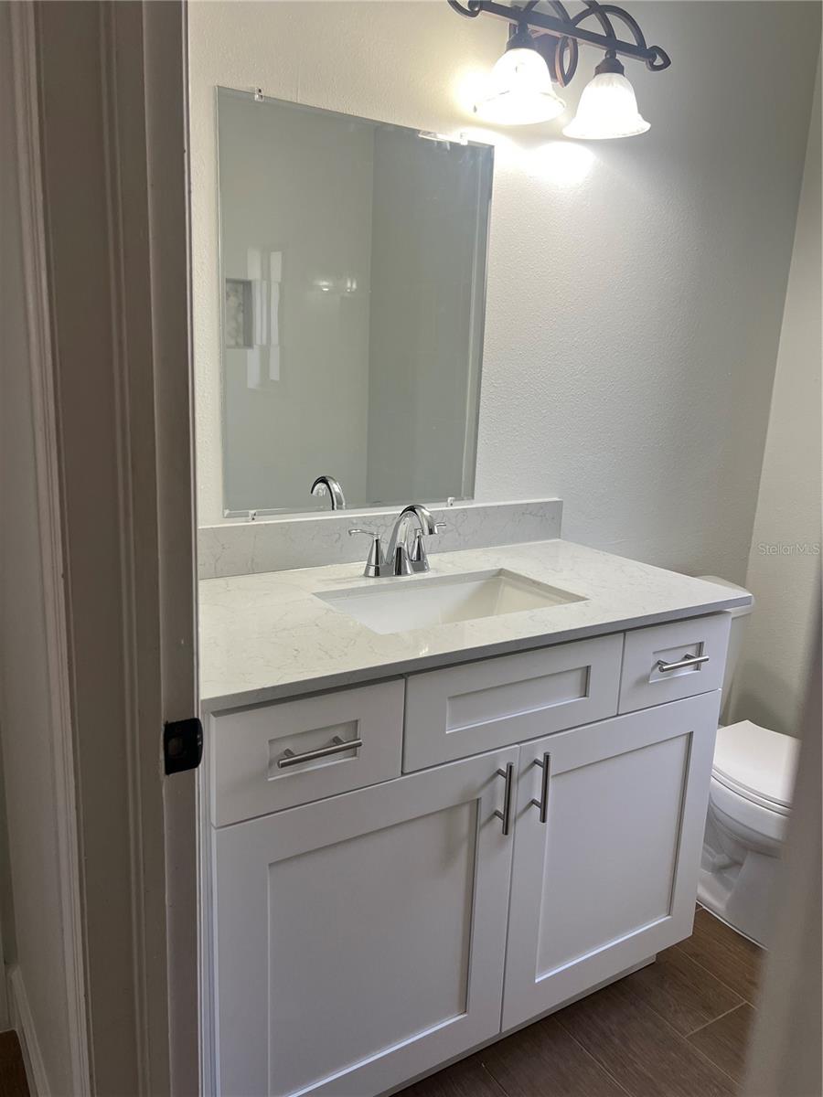 Image 19 of 24 For 1040 Manigan Avenue