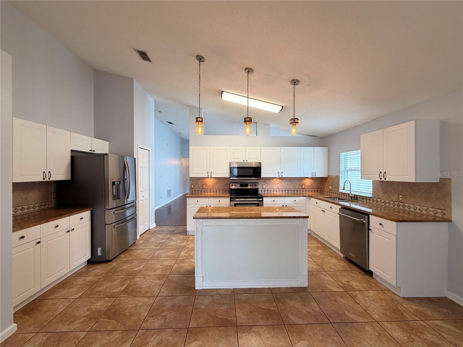 Image 16 of 38 For 2304 Lily Pad Lane