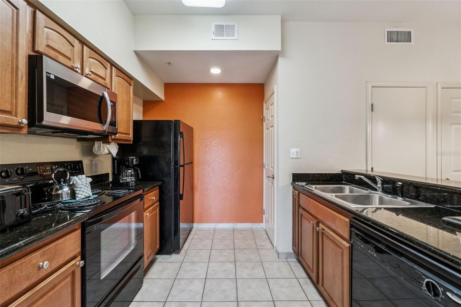 Image 7 of 64 For 8101 Resort Village Drive 3506