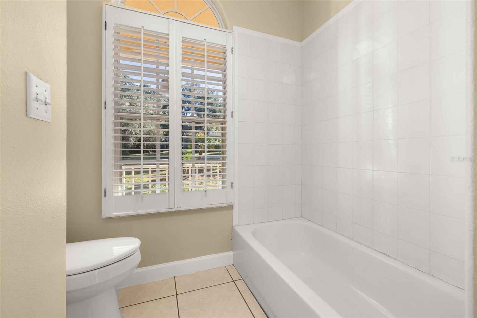 Image 33 of 96 For 41515 Silver Drive