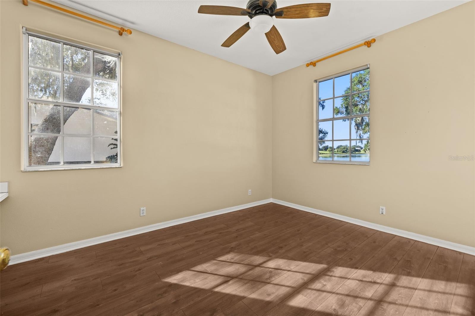 Image 40 of 96 For 41515 Silver Drive