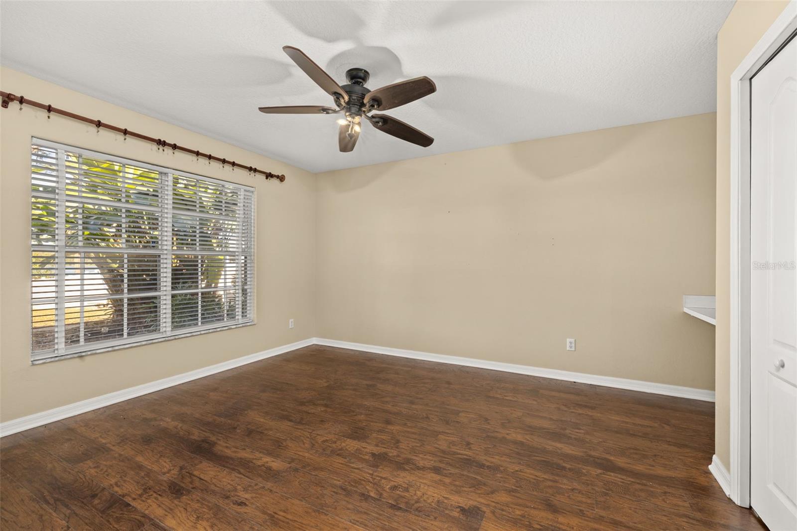 Image 46 of 96 For 41515 Silver Drive